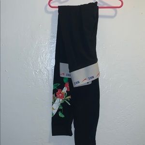 Nike leggings